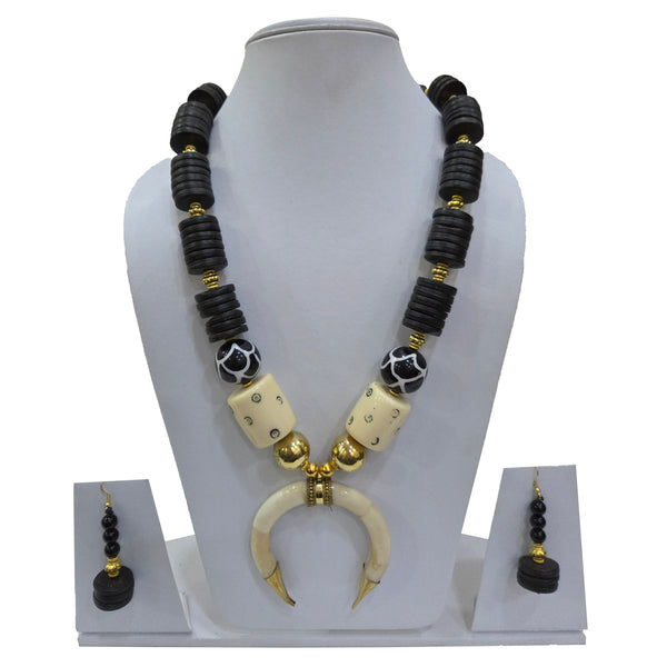 Beaded Horseshoe Necklace