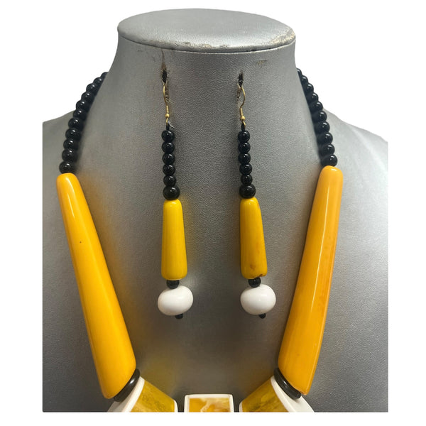 Colorful Toggle Necklace Set With Beaded Drop Earrings