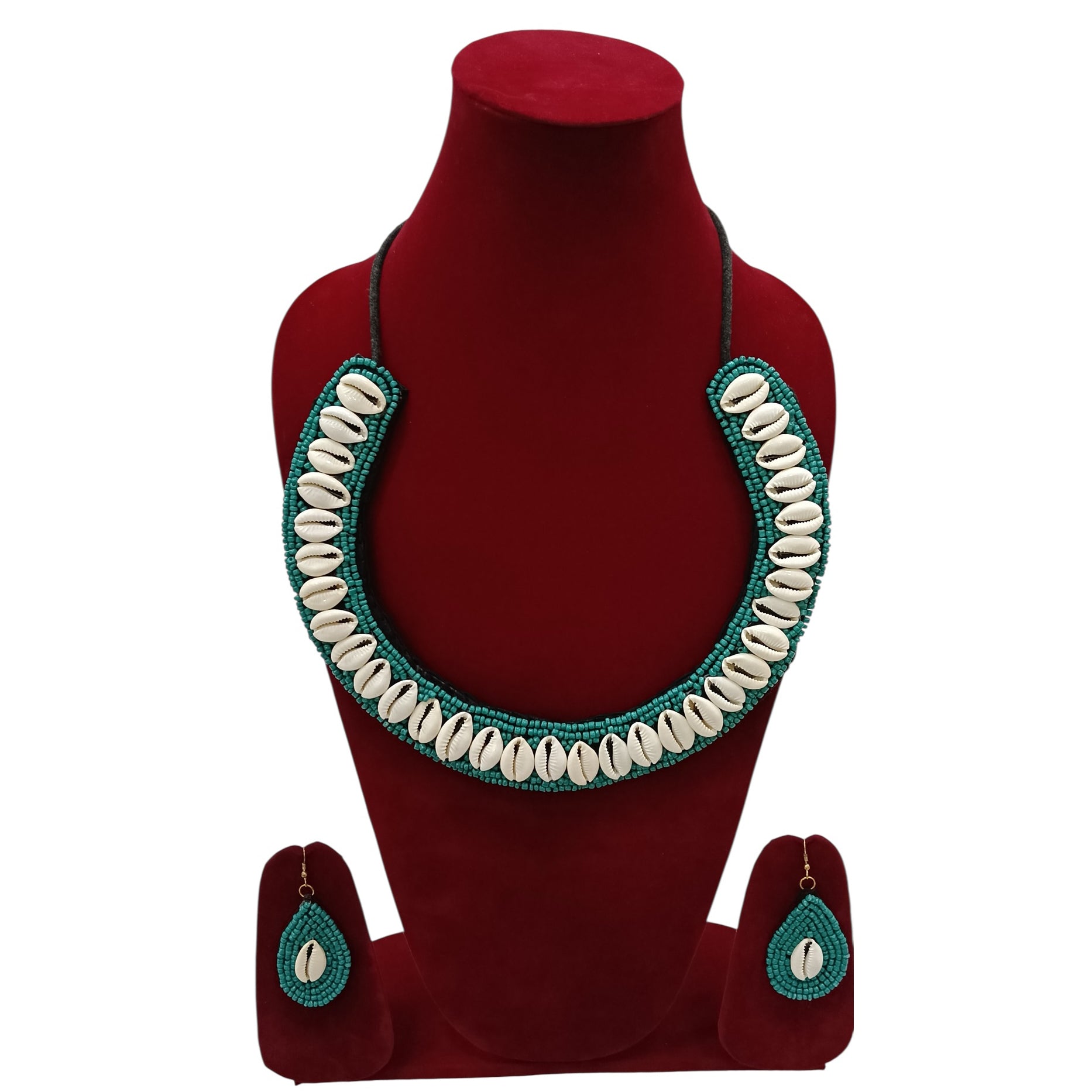 Round Cowrie Shell Necklace with Colored Beads