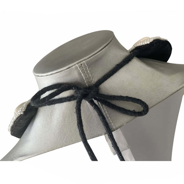 Cowrie Shell Tribal Beaded Necklace -- 7A