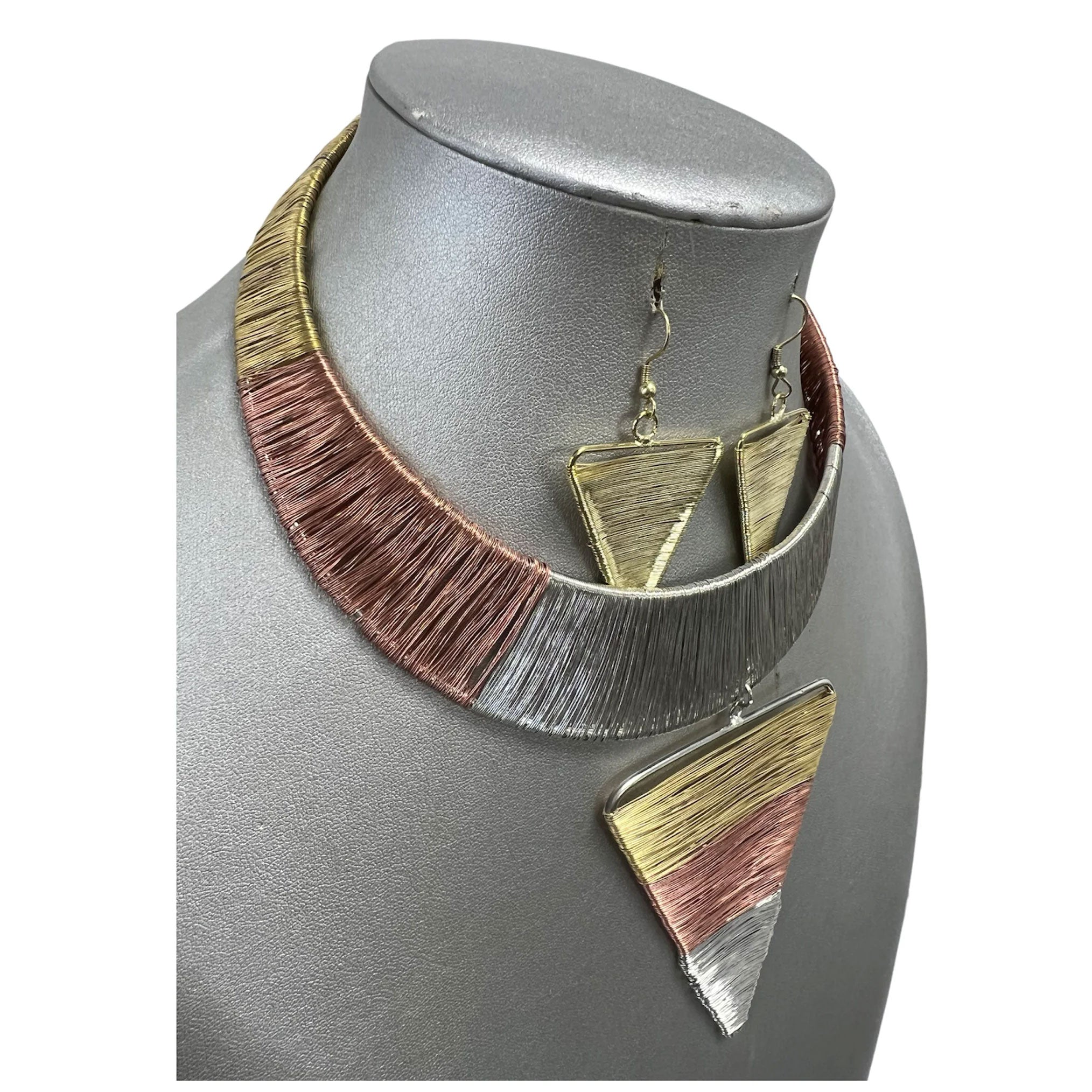 Women's Metal Choker With Large Pendant Necklace Set