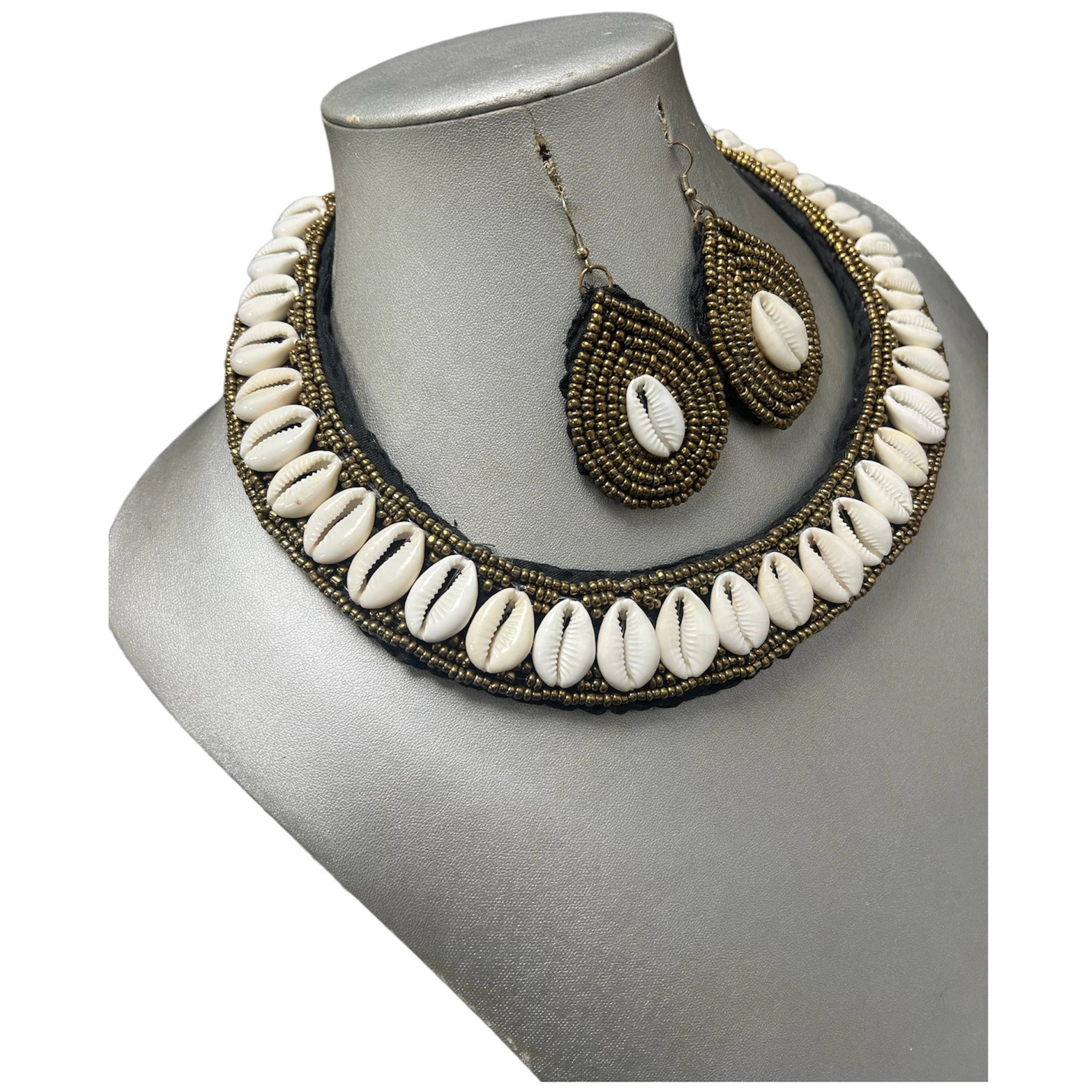 Women's Cowrie Shell Choker Beaded Necklace Set -- Jewelry 48