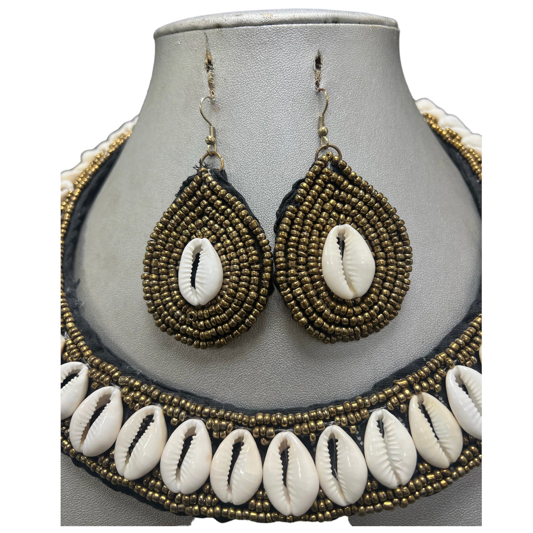 Women's Cowrie Shell Choker Beaded Necklace Set -- Jewelry 48