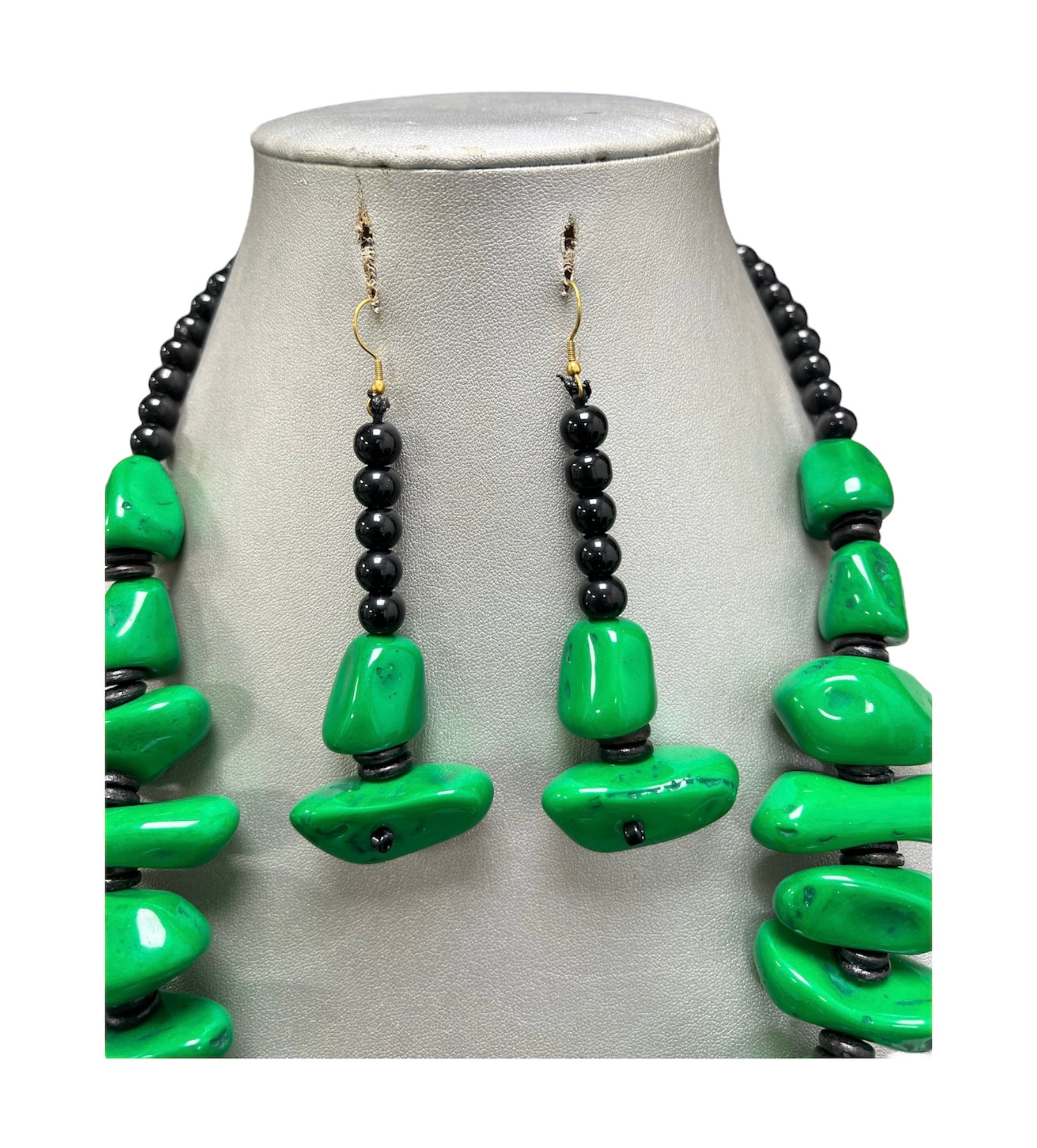 Women's African Solid Color Beaded Necklace Set -- Jewelry 53