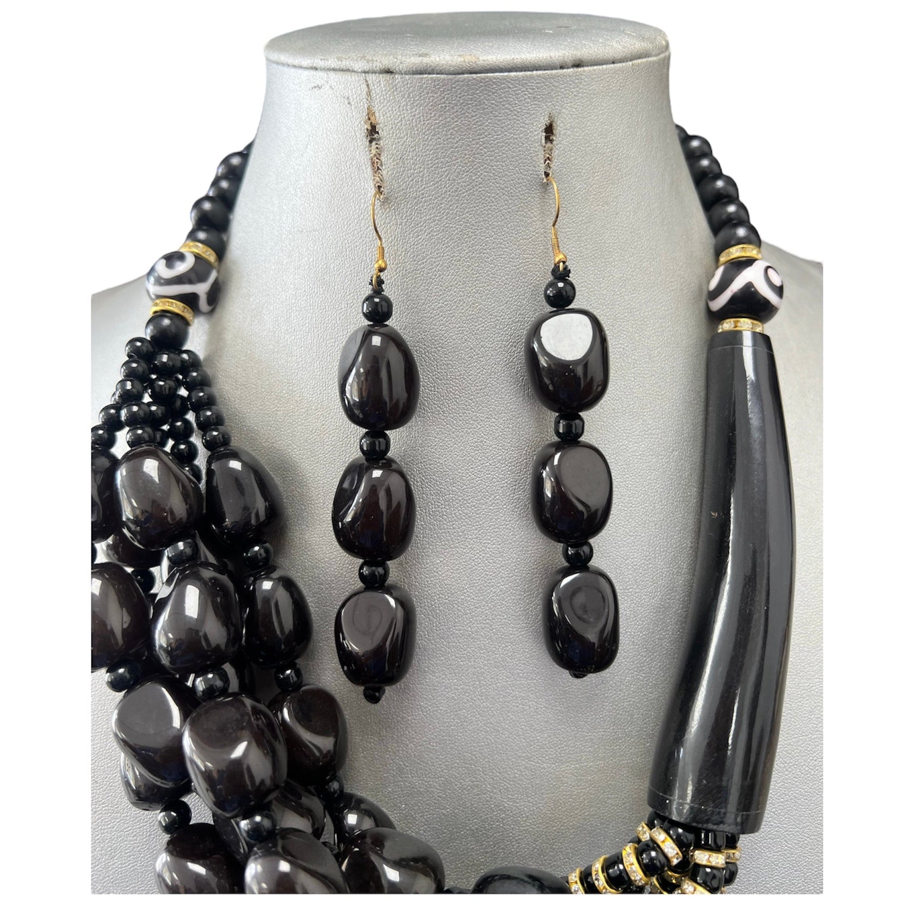 Women's Beaded Wooden Necklace Set -- Jewelry 55