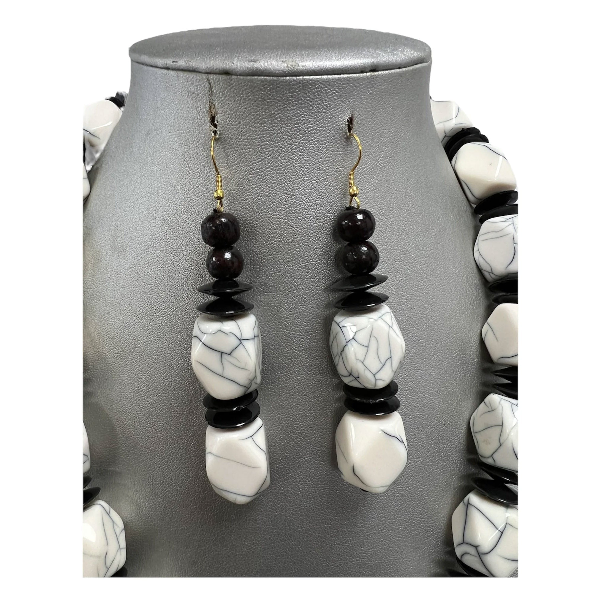 Women's Marble Beaded Face Pendant Necklace Set